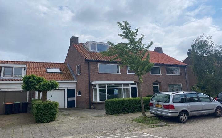 Foto 1 van Marinus Poststraat 9