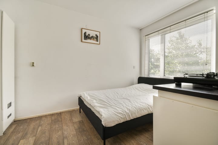 Foto 11 van Van Nijenrodeweg 156