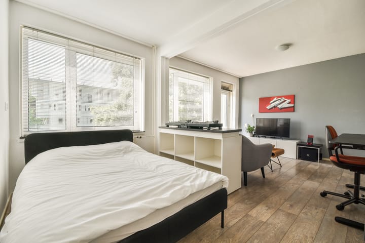 Foto 10 van Van Nijenrodeweg 156