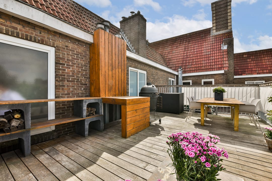 Foto 26 van Van Tuyll van Serooskerkenplein 54-3