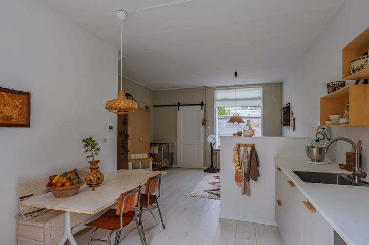 Foto 2 van De Klopstraat 8