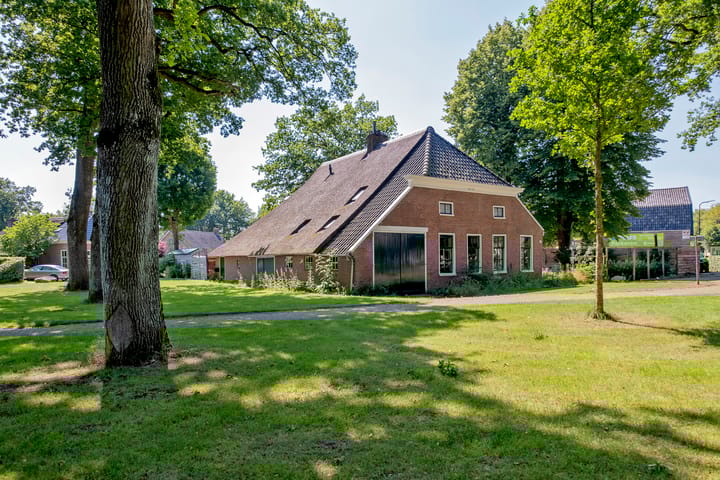 Foto 1 van Dorpsstraat 38