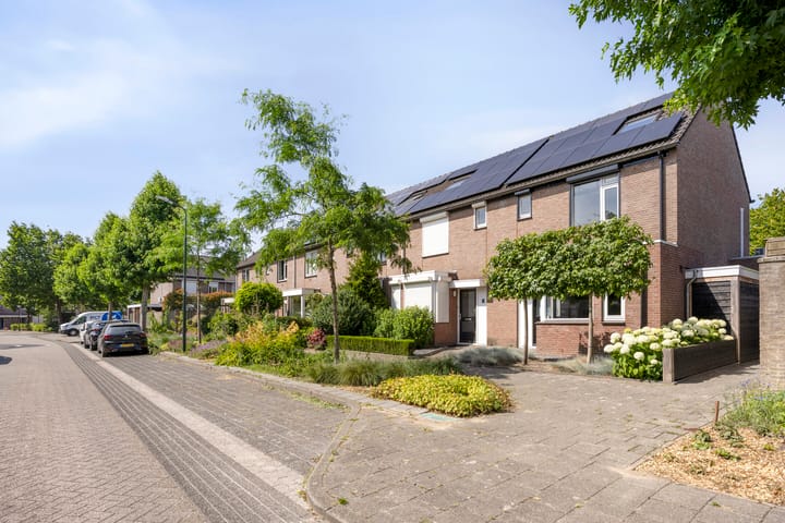 Foto 1 van Bartokstraat 2