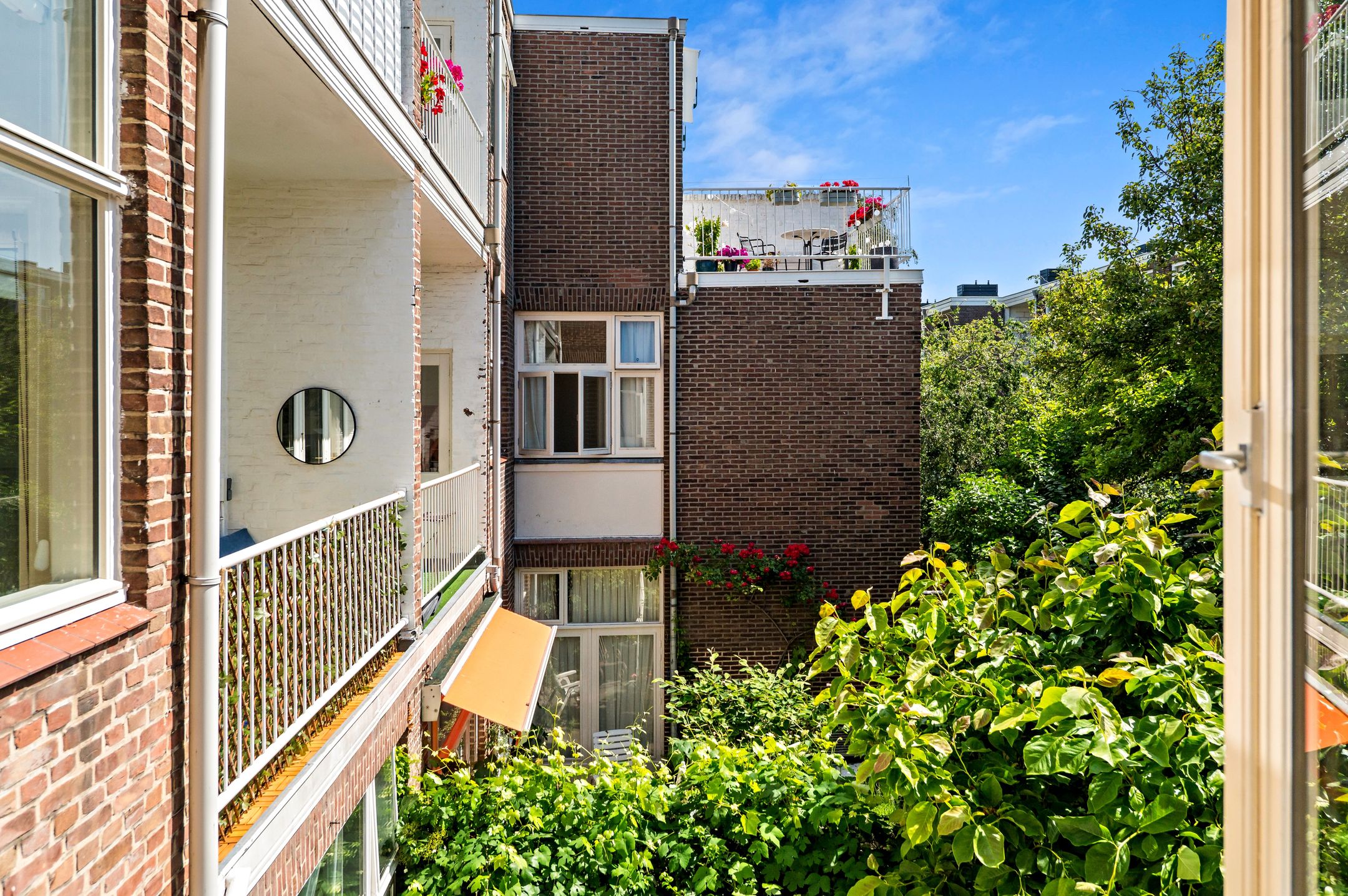 Photo 36 of Sleedoornstraat 88