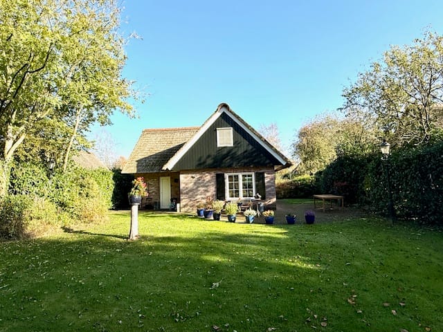 Foto 2 van Binnenweg 12-10