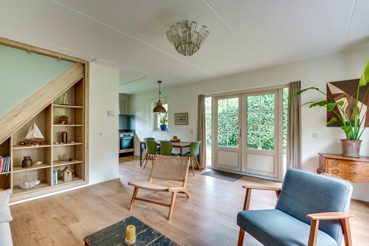 Foto 9 van Binnenweg 12-10