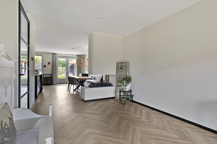 Photo 6 of Parelmoervlinder 33