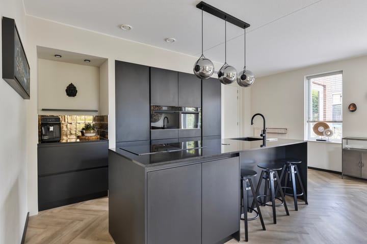 Photo 15 of Parelmoervlinder 33