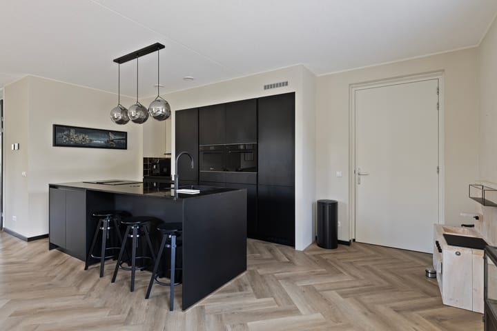 Photo 16 of Parelmoervlinder 33