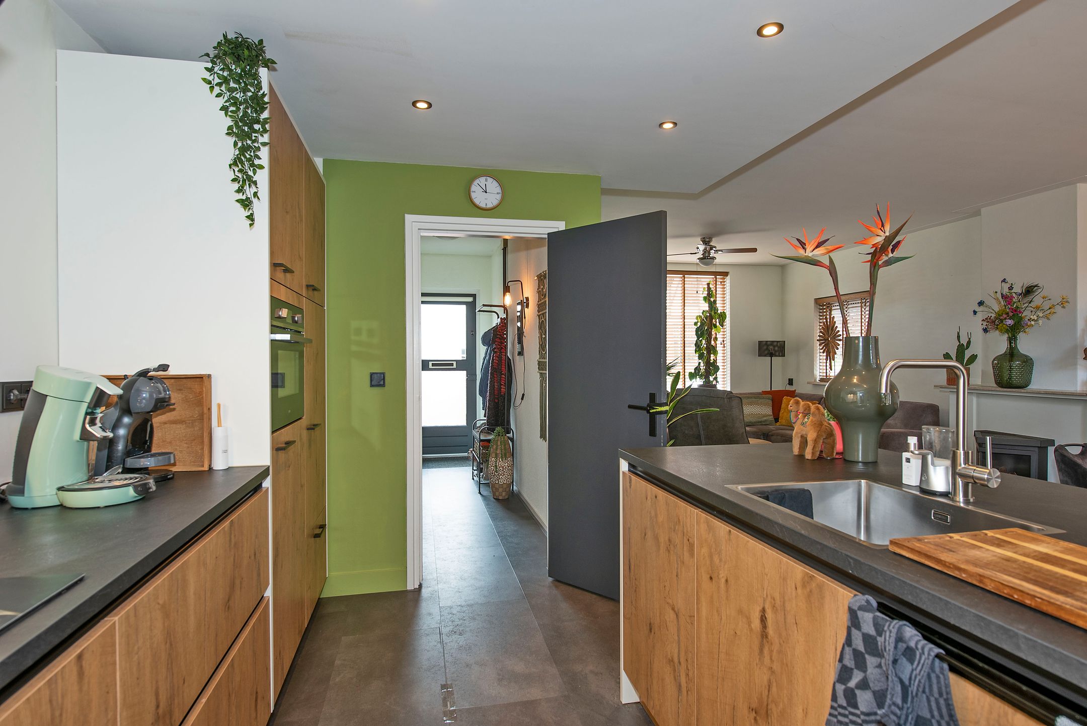 Foto 12 van Molendijk Zuid 23-A