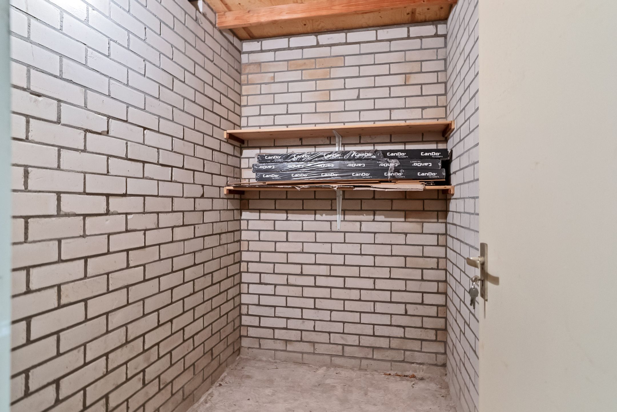 Photo 18 of Zuidvliet 326