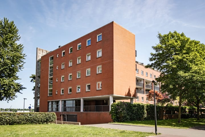 Foto 2 van KNSM-laan 777