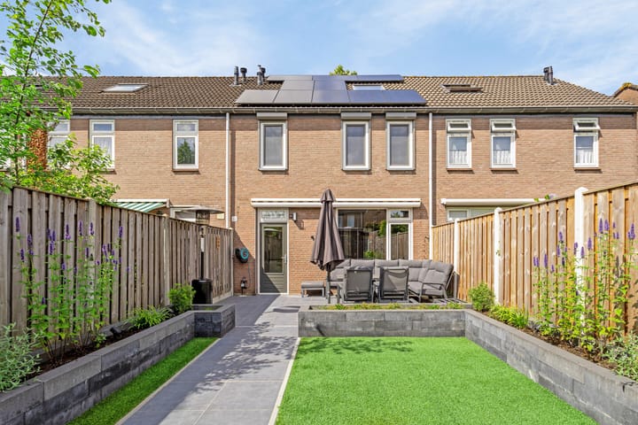 Photo 26 of Zilvermeeuw 122