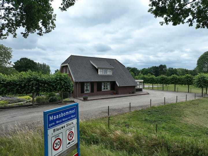 Foto 69 van Sluissestraat 7