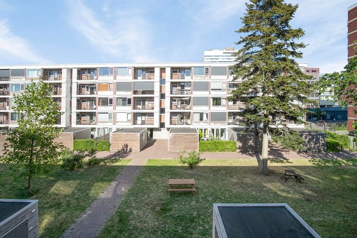 Foto 27 van Monnetlaan 52