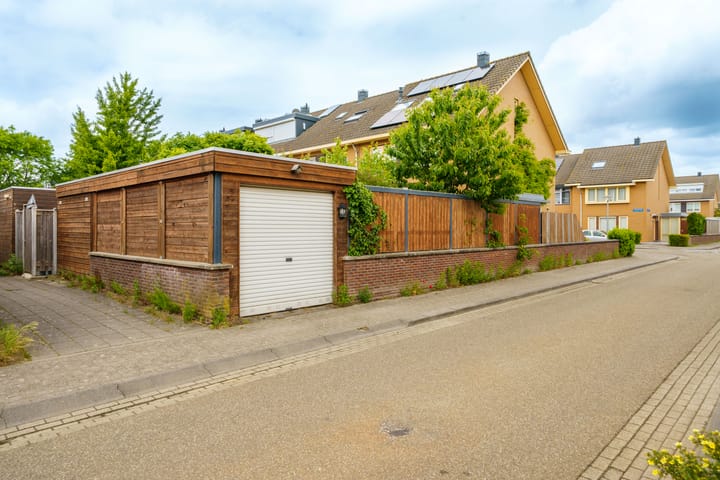 Foto 2 van Aramstraat 32