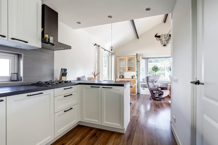 Foto 13 van Rodeschuurderwegje 9-31