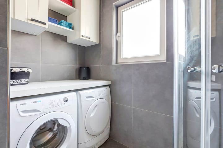 Foto 22 van Rodeschuurderwegje 9-31