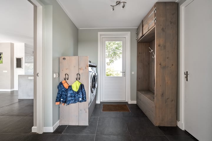 Foto 21 van Middenweg 2-A