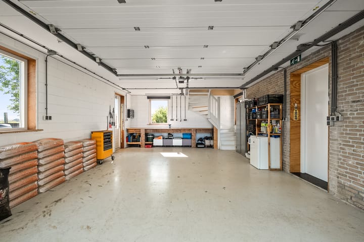 Foto 24 van Middenweg 2-A