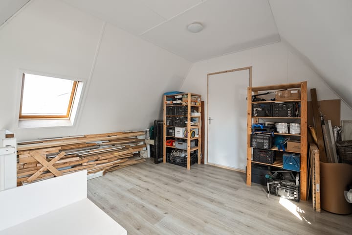 Foto 25 van Middenweg 2-A