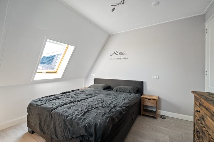 Foto 30 van Middenweg 2-A