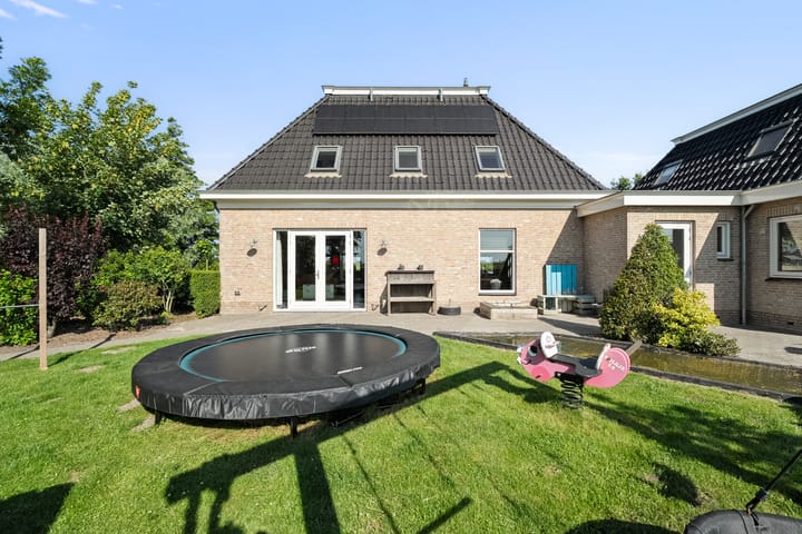 Foto 38 van Middenweg 2-A