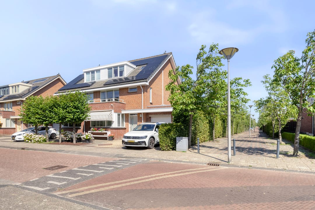 Photo 2 of Veenweide 11