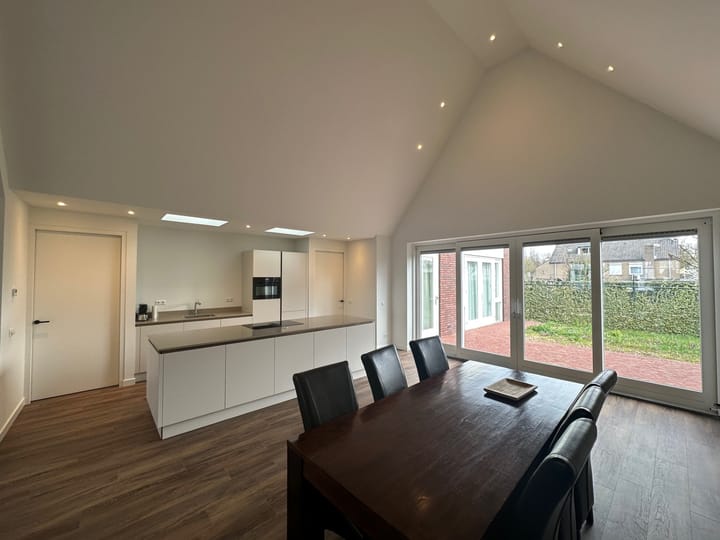 Foto 15 van Roermondseweg 121