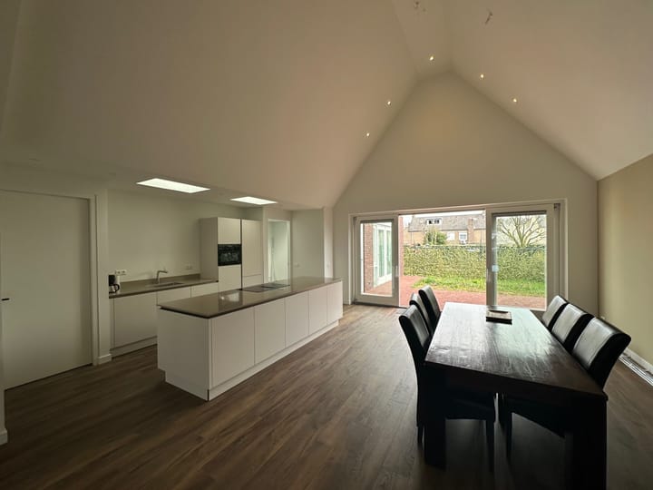 Foto 16 van Roermondseweg 121