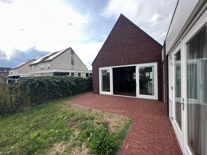 Foto 33 van Roermondseweg 121