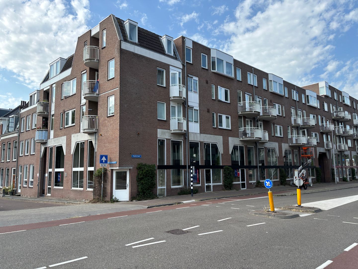 View photo 2 of Kaatstraat 2-12