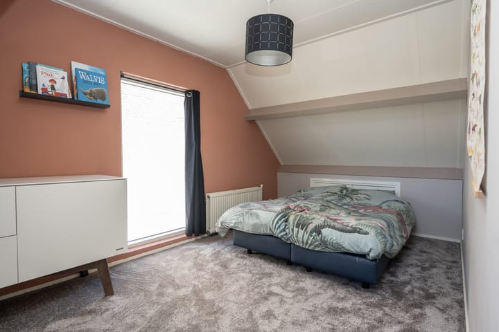 Foto 31 van Burgerhoutstraat 13