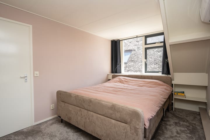 Foto 29 van Burgerhoutstraat 13