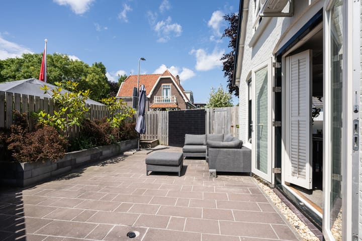 Foto 42 van Burgerhoutstraat 13