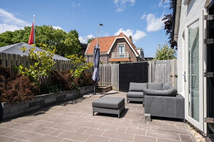 Foto 43 van Burgerhoutstraat 13