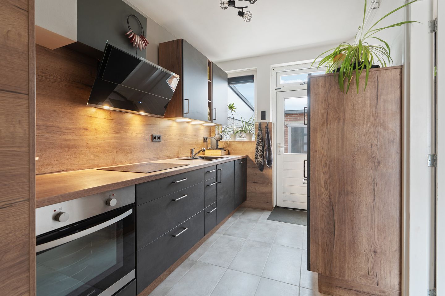 Foto 10 van Dr.Poelsstraat 7