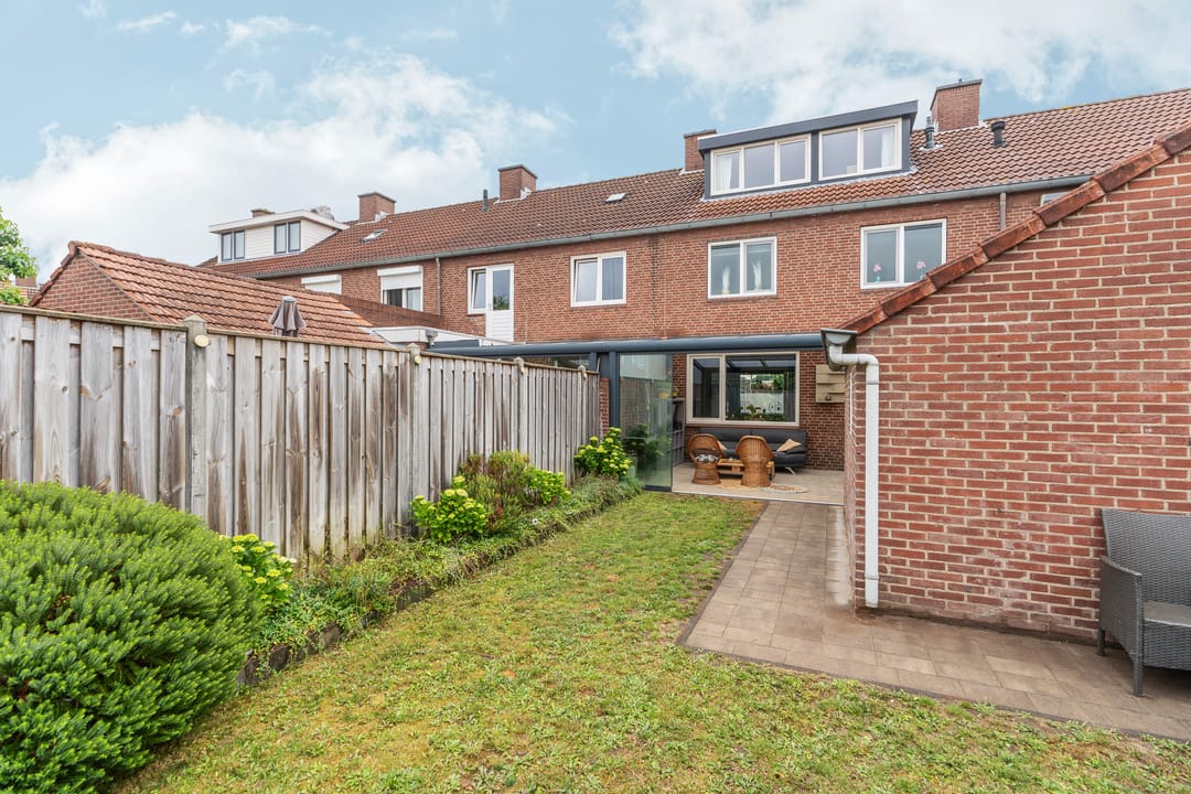 Foto 23 van Dr.Poelsstraat 7