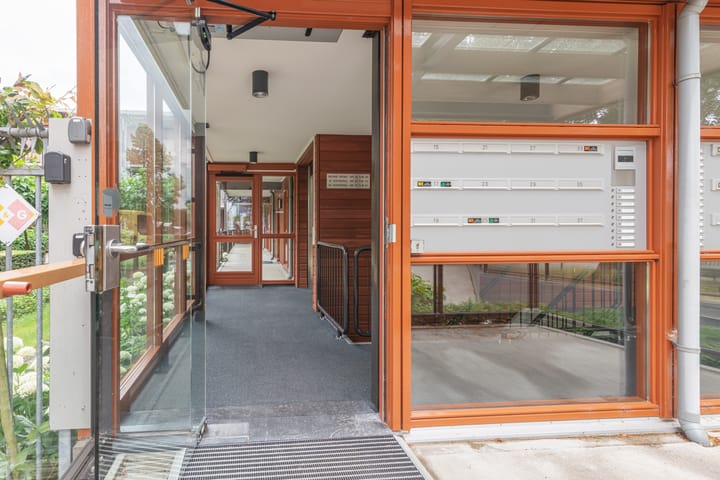 Foto 9 van van Aalstplein 39