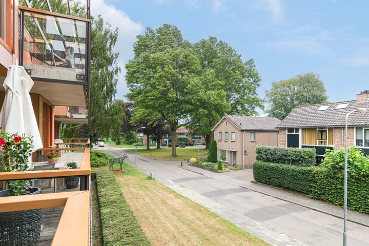 Foto 24 van van Aalstplein 39