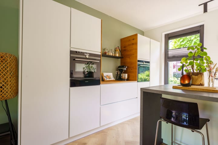 Foto 11 van Douwe Dabbertstraat 49