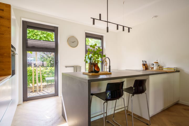 Foto 12 van Douwe Dabbertstraat 49