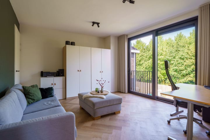 Foto 20 van Douwe Dabbertstraat 49