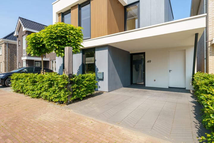 Foto 44 van Douwe Dabbertstraat 49