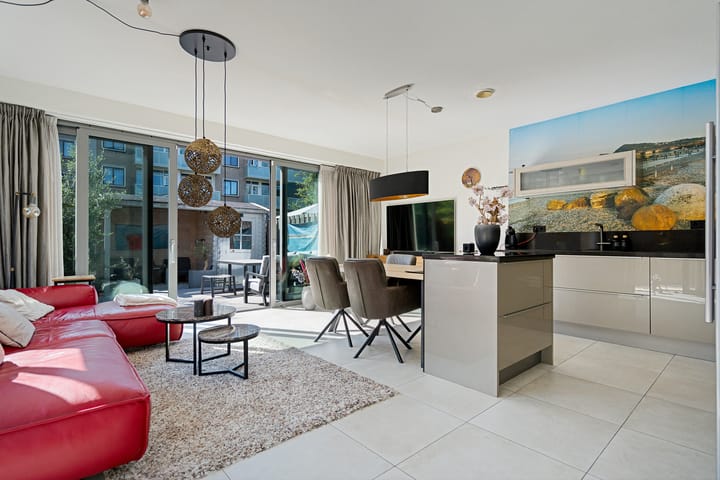 Foto 2 van Biancaland 111-A