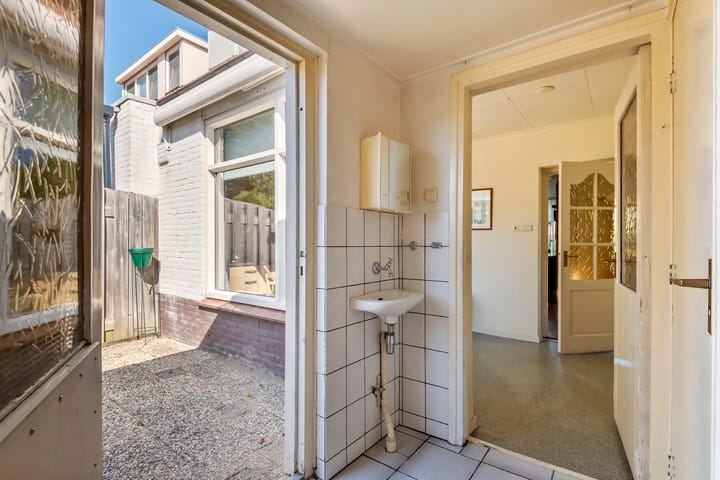 Foto 24 van Irenestraat 18