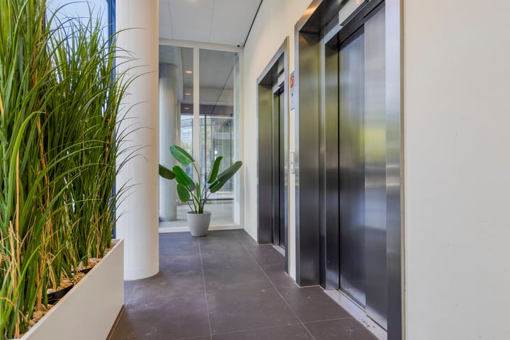 Foto 10 van Gustav Mahlerlaan 11-A