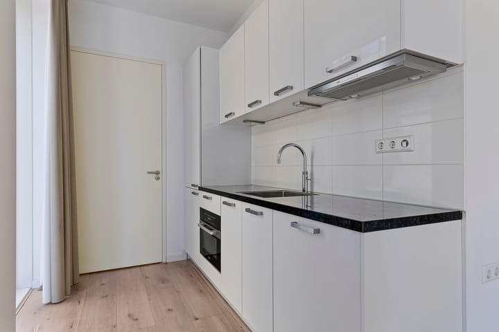 Foto 17 van Gustav Mahlerlaan 11-A