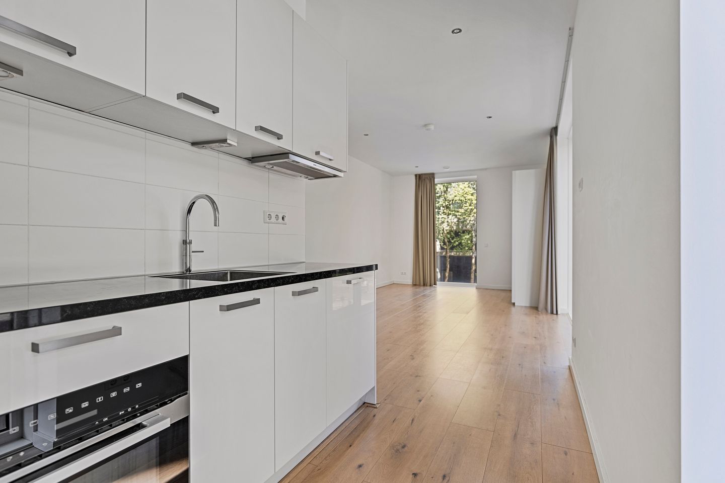 Foto 19 van Gustav Mahlerlaan 11-A