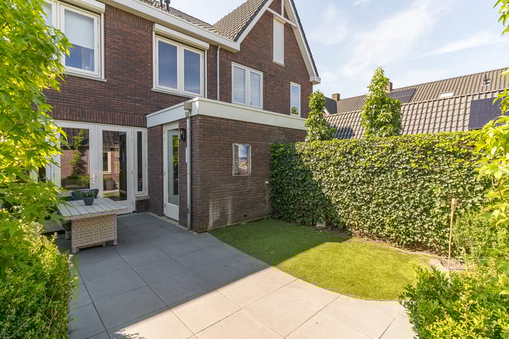 Foto 50 van Spoekeboompje 28